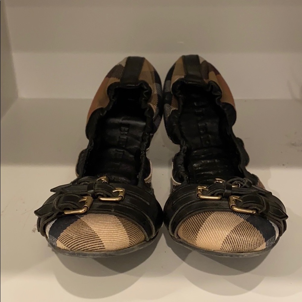 Burberry ballet flats shoes